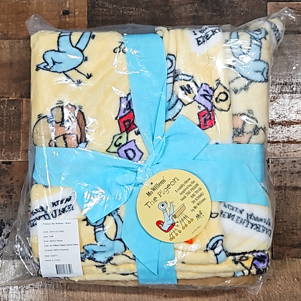 NEW Mo Willems The Pigeon Has To Go To School 50"x70" Soft Plush Kid's Blanket